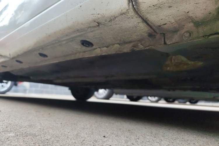 Used Kia K2 2015 Sedan 1.4L MT GLS Chassis Front Right