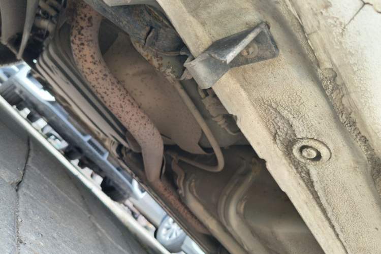Used Kia K2 2015 Sedan 1.4L MT GLS Chassis Front Right