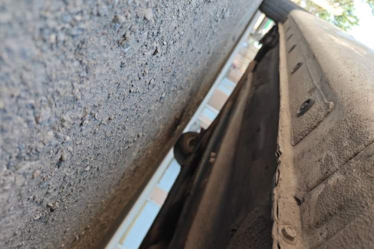 Used Kia K2 2015 Sedan 1.4L MT GLS Chassis Front Right