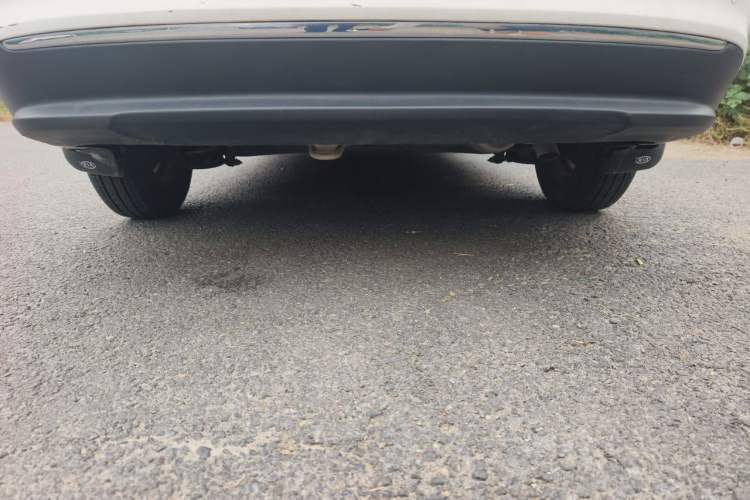Used Kia K2 2015 Sedan 1.4L MT GLS Chassis Rear
