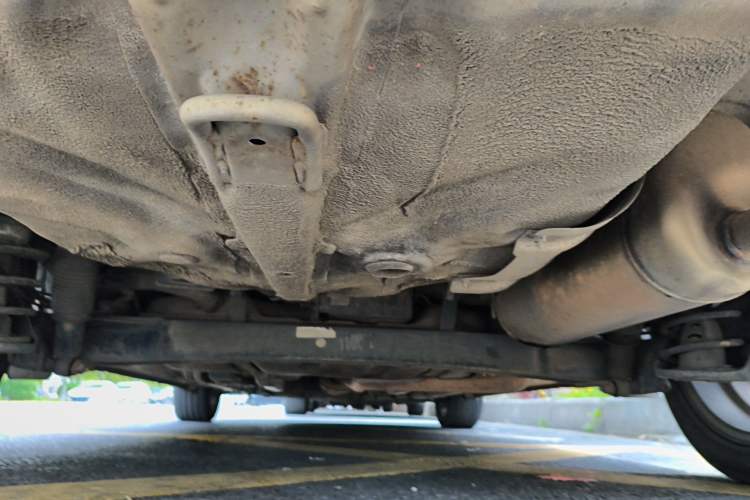 Used Kia K2 2015 Sedan 1.6L Automatic Transmission Premium Chassis Rear