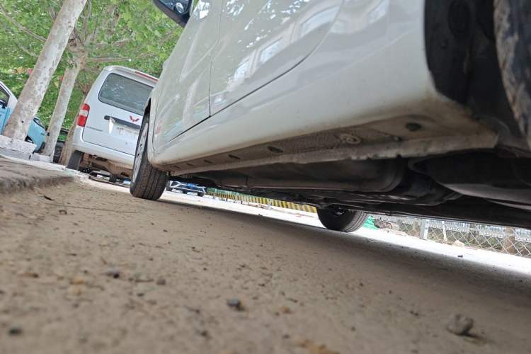 Used Kia K2  Chassis Rear Left