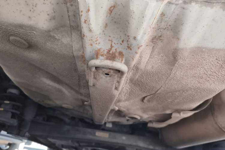 Used Kia K2 2015 Sedan 1.4L MT GLS Chassis Rear