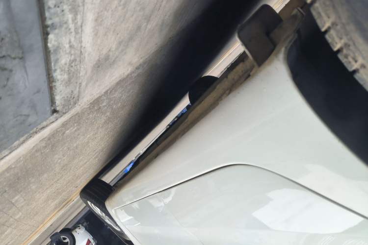 Used Kia K2 2015 Sedan 1.4L MT GLS Chassis Rear Right