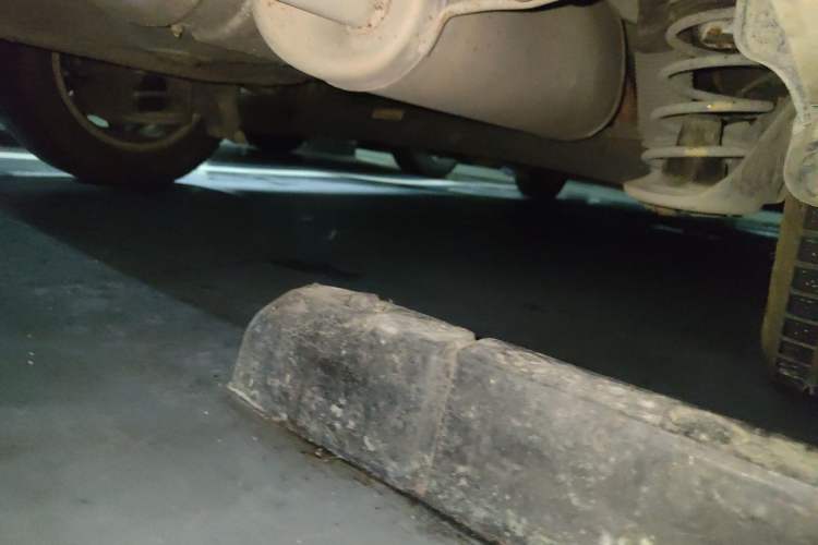 Used Kia K2 2015 Sedan 1.4L MT GLS Chassis Rear Right