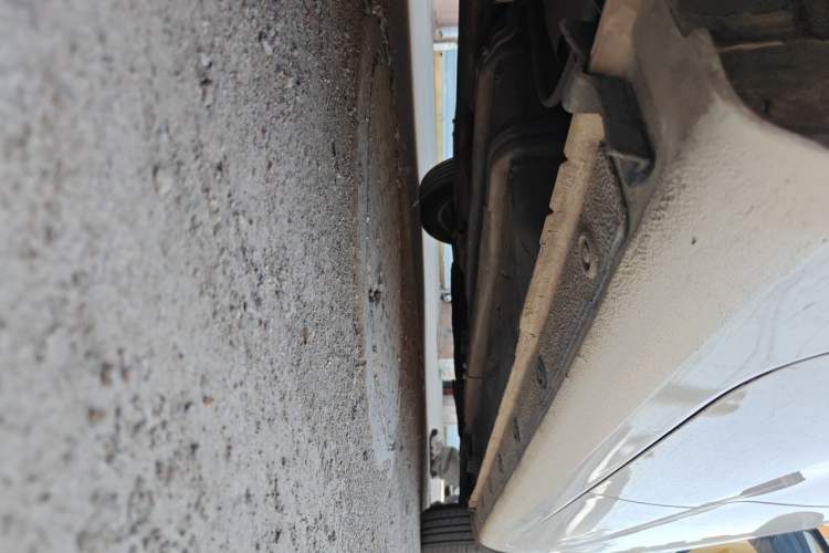 Used Kia K2 2015 Sedan 1.4L MT GLS Chassis Rear Right