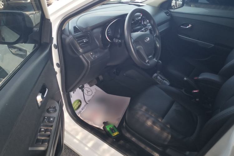 Used Kia K2 2015 Sedan 1.4L Automatic GLS Driver Seat
