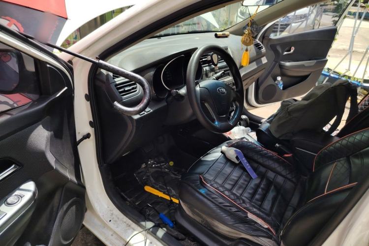 Used Kia K2 2015 Sedan 1.4L Automatic GLS Driver Seat