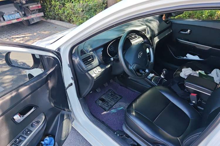 Used Kia K2 2015 Sedan 1.4L MT GLS Driver Seat