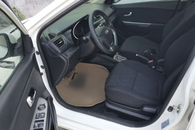 Used Kia K2 2015 Sedan 1.4L Automatic GLS Driver Seat