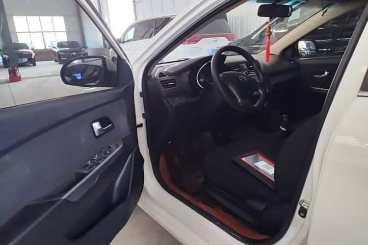 Used Kia K2 2015 Sedan 1.4L MT GLS Driver Seat