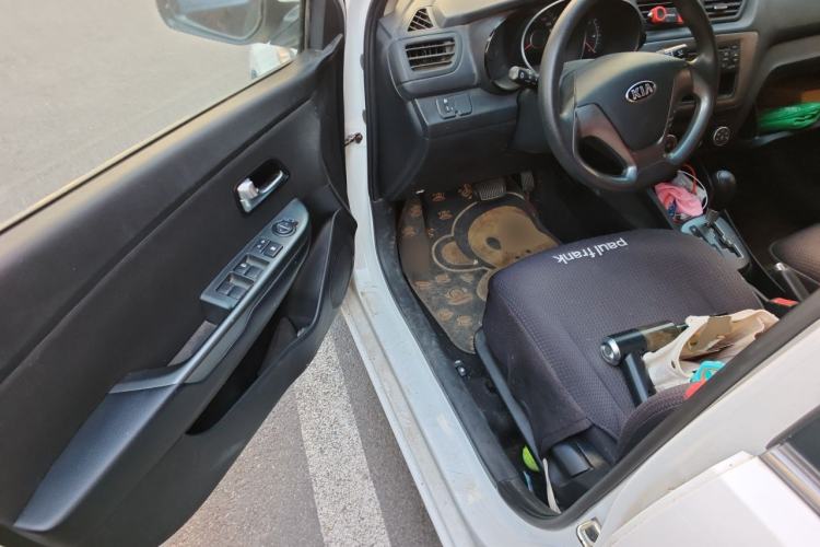 Used Kia K2 2015 Sedan 1.4L Automatic GLS Driver Seat