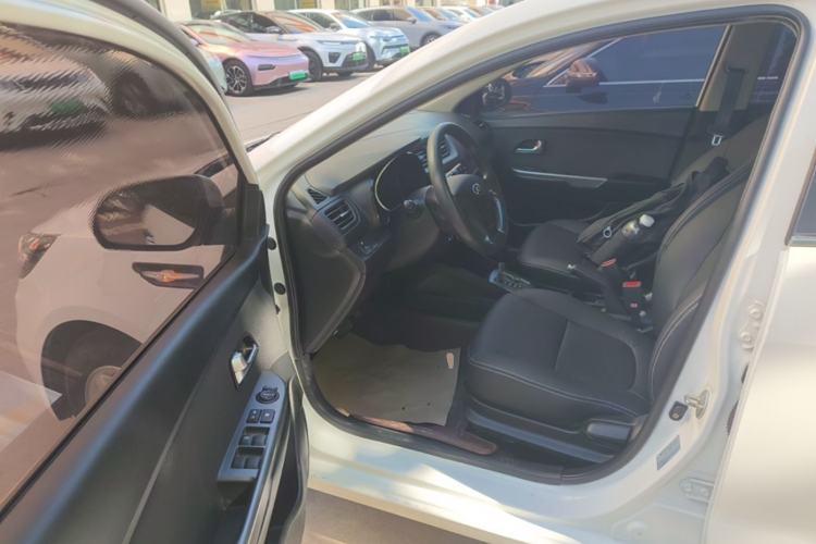 Used Kia K2 2015 Sedan 1.4L Automatic GLS Driver Seat