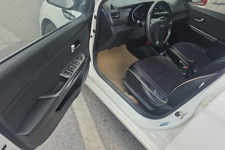 Used Kia K2 2015 Sedan 1.4L Automatic GLS Driver Seat