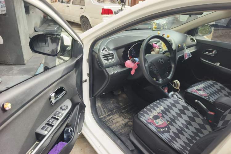Used Kia K2 2015 Sedan 1.4L Automatic GLS Driver Seat