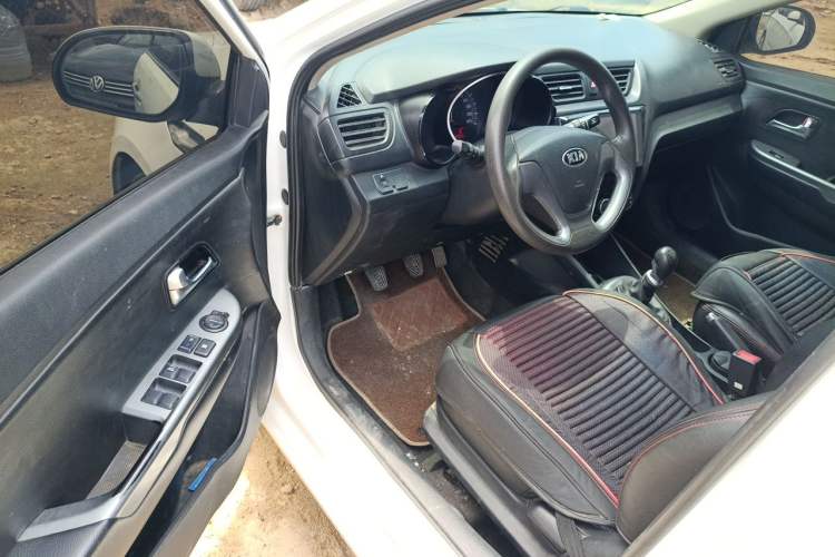 Used Kia K2 2015 Sedan 1.4L MT GLS Driver Seat