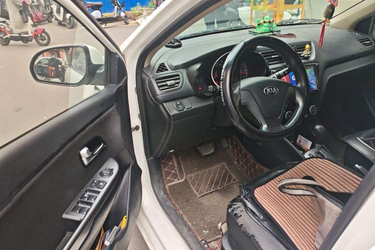 Used Kia K2 2015 Sedan 1.4L Automatic GLS Driver Seat