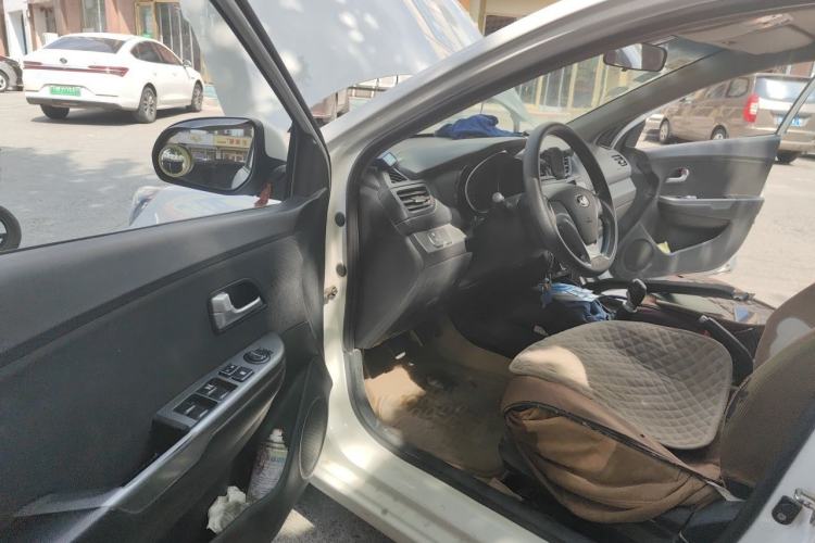 Used Kia K2 2015 Sedan 1.4L MT GLS Driver Seat