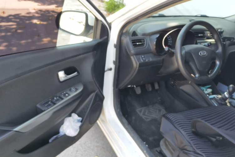 Used Kia K2 2015 Sedan 1.4L MT GLS Driver Seat