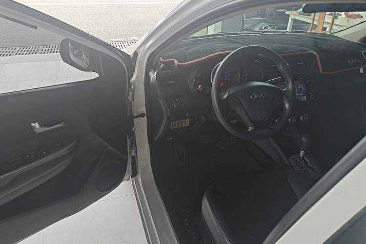 Used Kia K2 2015 Sedan 1.4L Automatic GLS Driver Seat