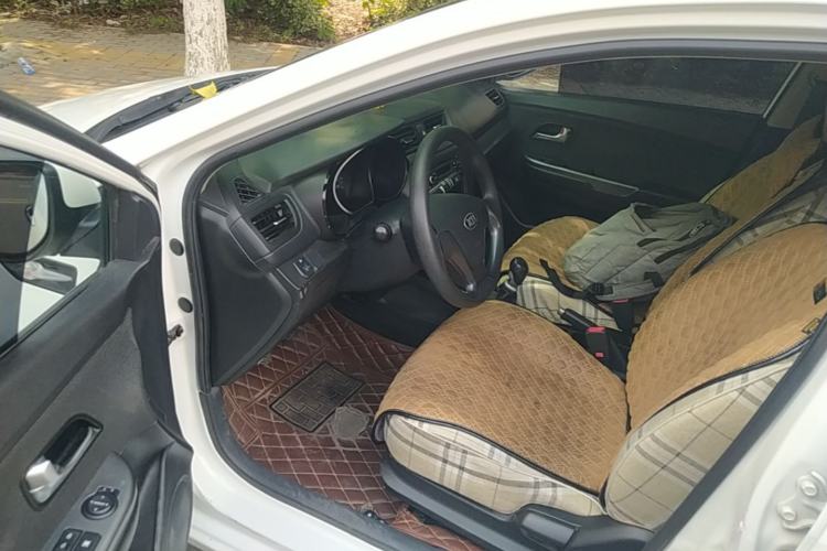 Used Kia K2 2015 Sedan 1.4L MT GLS Driver Seat