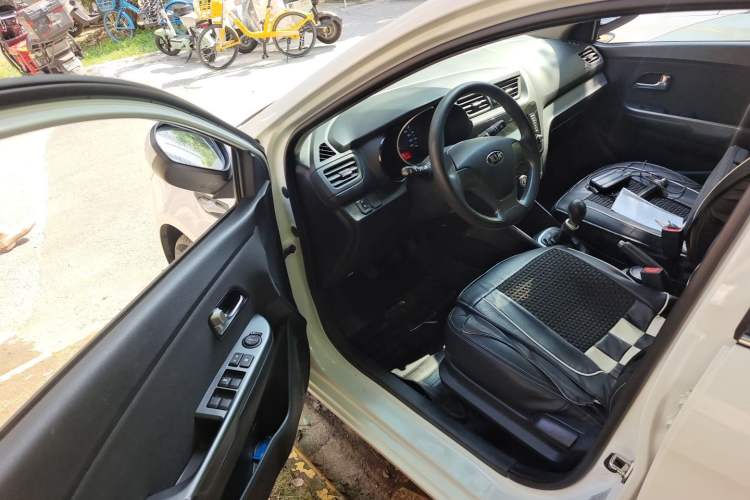 Used Kia K2 2015 Sedan 1.4L MT GLS Driver Seat