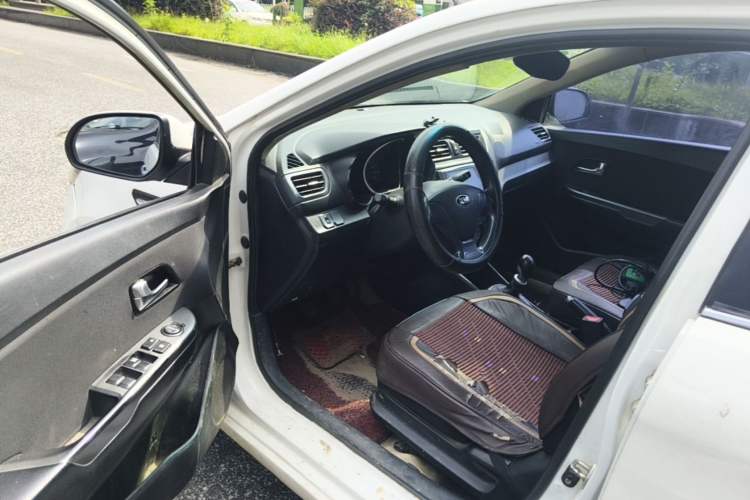Used Kia K2 2015 Sedan 1.4L MT GLS Driver Seat