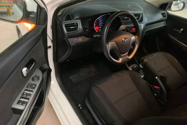Used Kia K2 2015 Sedan 1.4L MT GLS Driver Seat