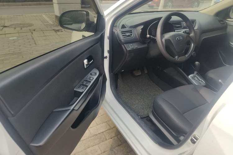 Used Kia K2 2015 Sedan 1.4L Automatic GLS Driver Seat