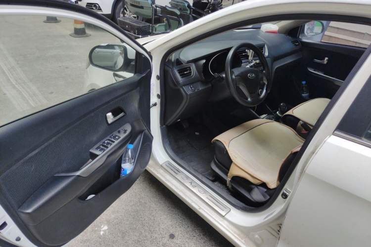 Used Kia K2 2015 Sedan 1.4L MT GLS Driver Seat