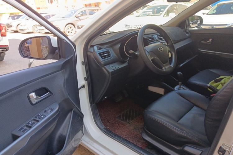 Used Kia K2 2015 Sedan 1.4L Automatic GLS Driver Seat