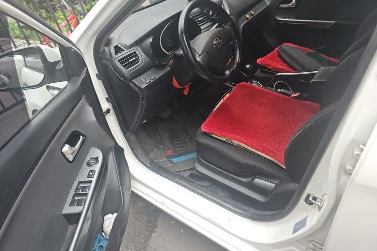 Used Kia K2 2015 Sedan 1.4L Automatic GLS Driver Seat