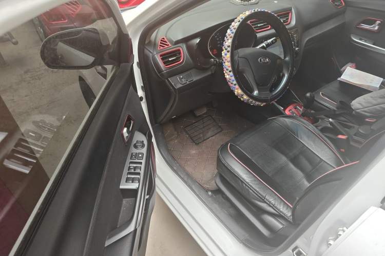 Used Kia K2 2015 Sedan 1.4L Automatic GLS Driver Seat