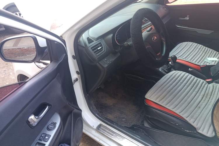 Used Kia K2 2015 Sedan 1.4L MT GLS Driver Seat