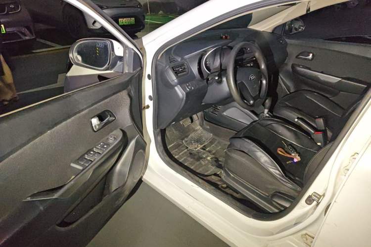 Used Kia K2 2015 Sedan 1.4L Automatic GLS Driver Seat