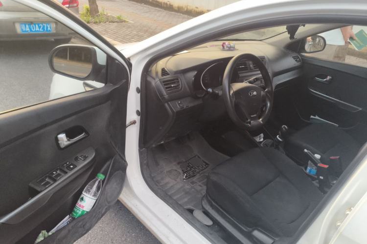 Used Kia K2 2015 Sedan 1.4L MT GLS Driver Seat