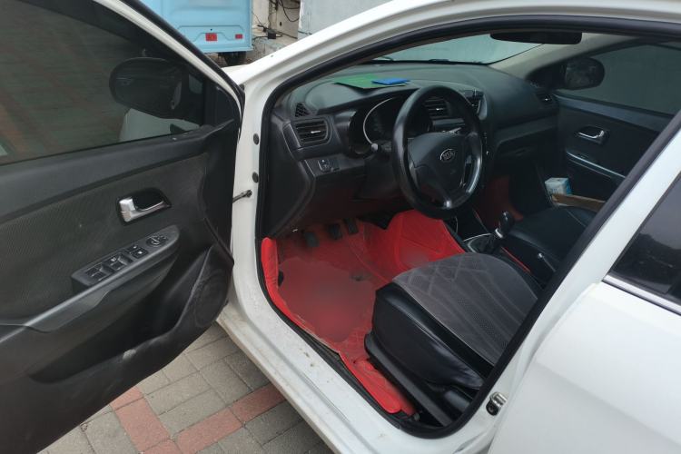 Used Kia K2 2015 Sedan 1.4L MT GLS Driver Seat