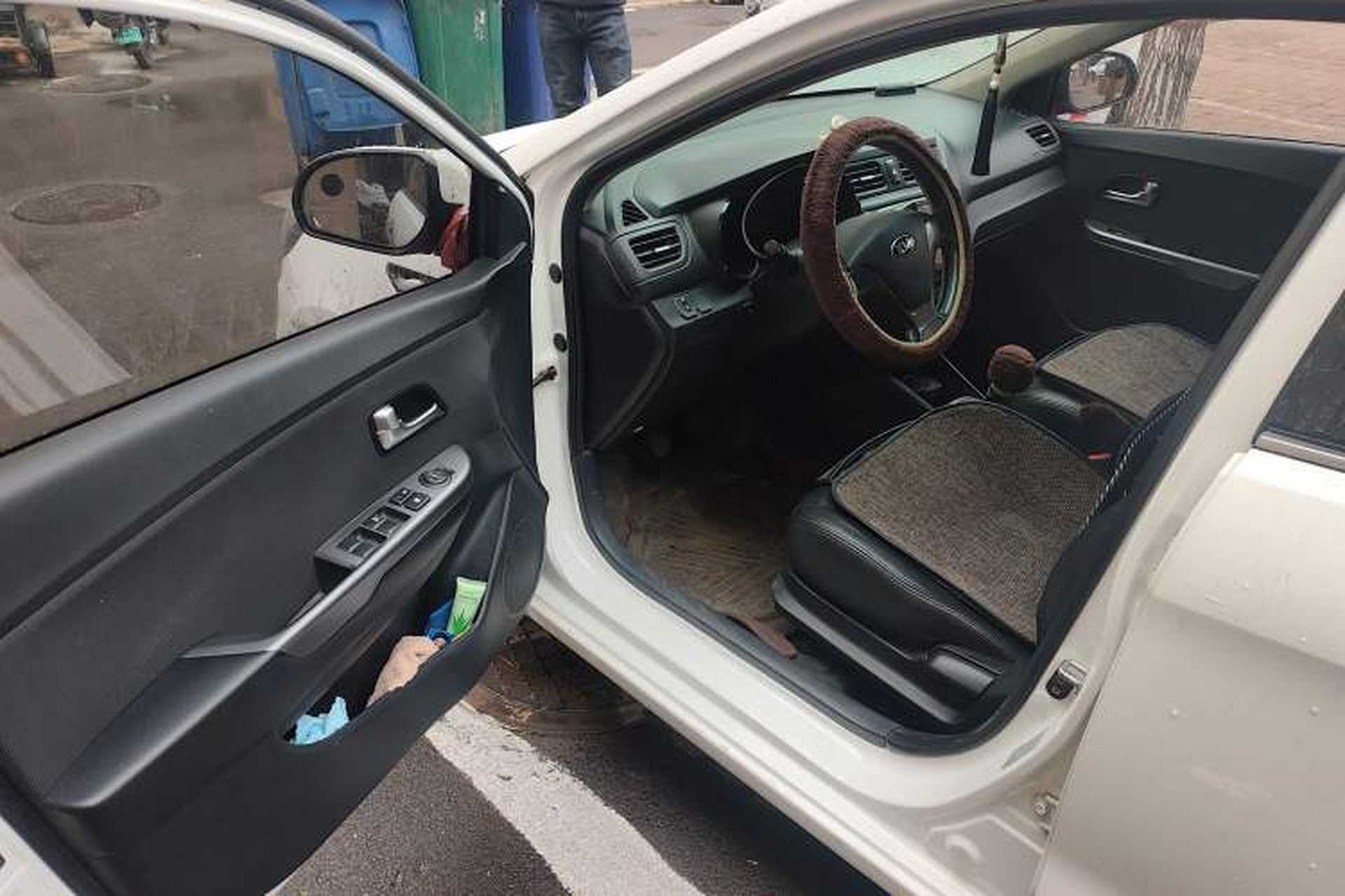 Used Kia K2 2015 Sedan 1.4L MT GLS Driver Seat
