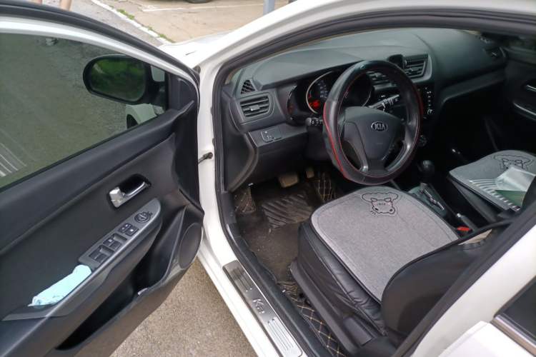 Used Kia K2 2015 Sedan 1.4L Automatic GLS Driver Seat