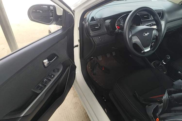Used Kia K2 2015 Sedan 1.4L MT GLS Driver Seat