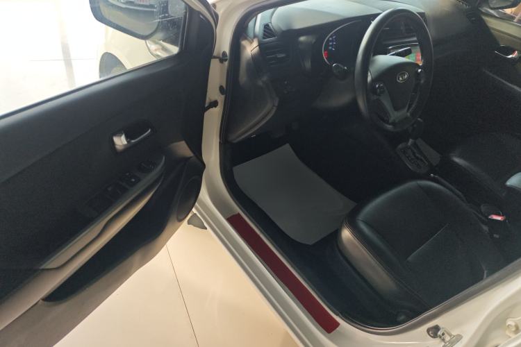 Used Kia K2 2015 Sedan 1.4L Automatic GLS Driver Seat