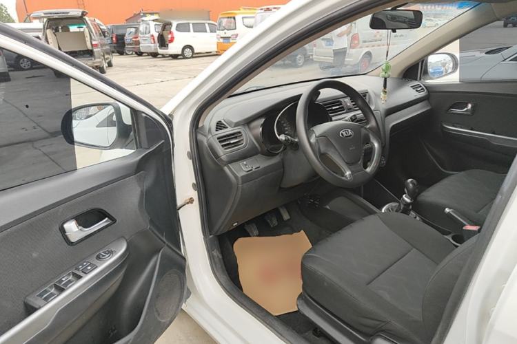 Used Kia K2 2015 Sedan 1.4L MT GLS Driver Seat