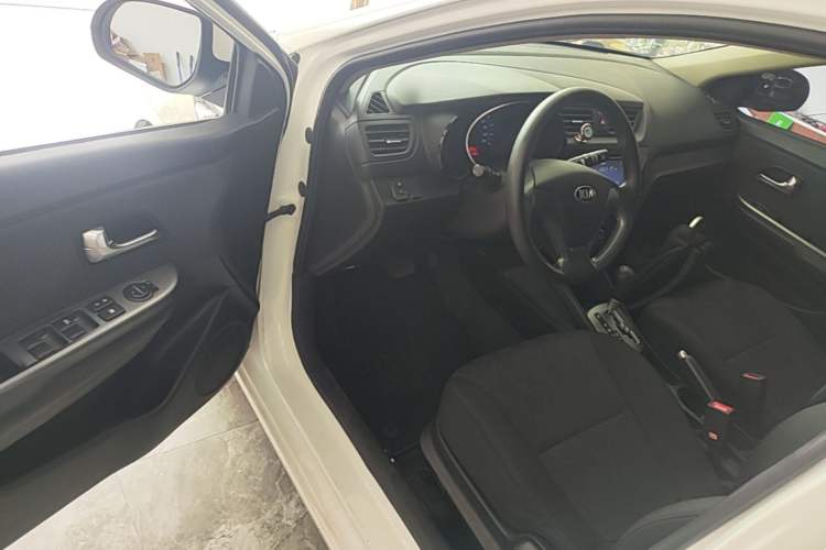 Used Kia K2 2015 Sedan 1.4L Automatic GLS Driver Seat