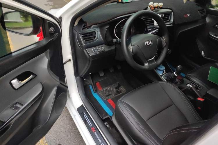 Used Kia K2 2015 Sedan 1.4L Manual Transmission GL Driver Seat