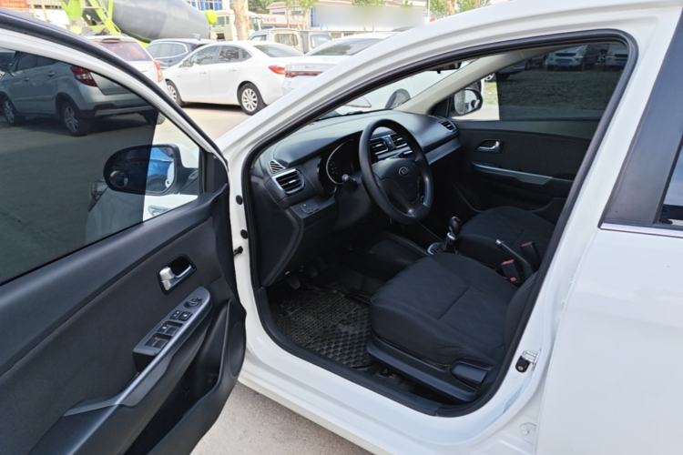 Used Kia K2 2015 Sedan 1.4L MT GLS Driver Seat