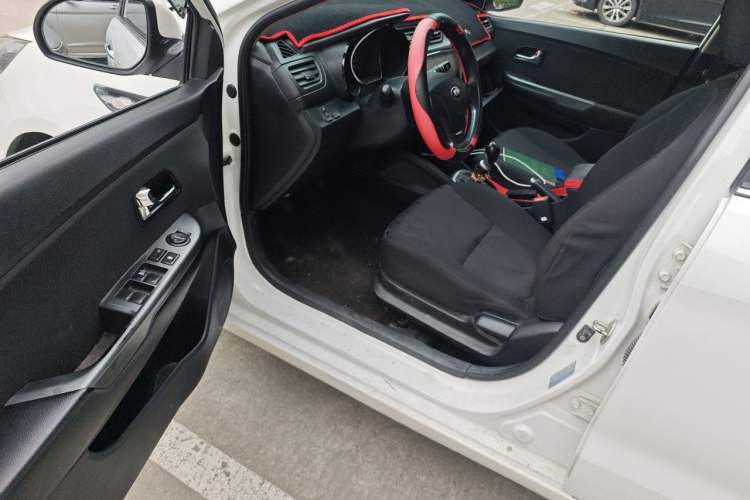Used Kia K2 2015 Sedan 1.4L MT GLS Driver Seat