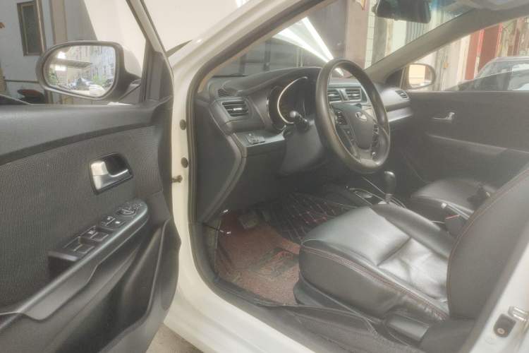 Used Kia K2 2015 Sedan 1.4L Automatic GLS Driver Seat