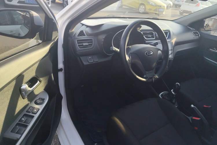 Used Kia K2 2015 Sedan 1.4L MT GLS Driver Seat