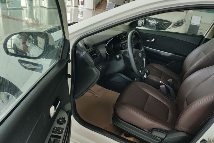Used Kia K2 2015 Sedan 1.4L MT GLS Driver Seat