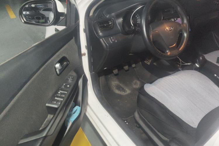 Used Kia K2 2015 Sedan 1.4L MT GLS Driver Seat